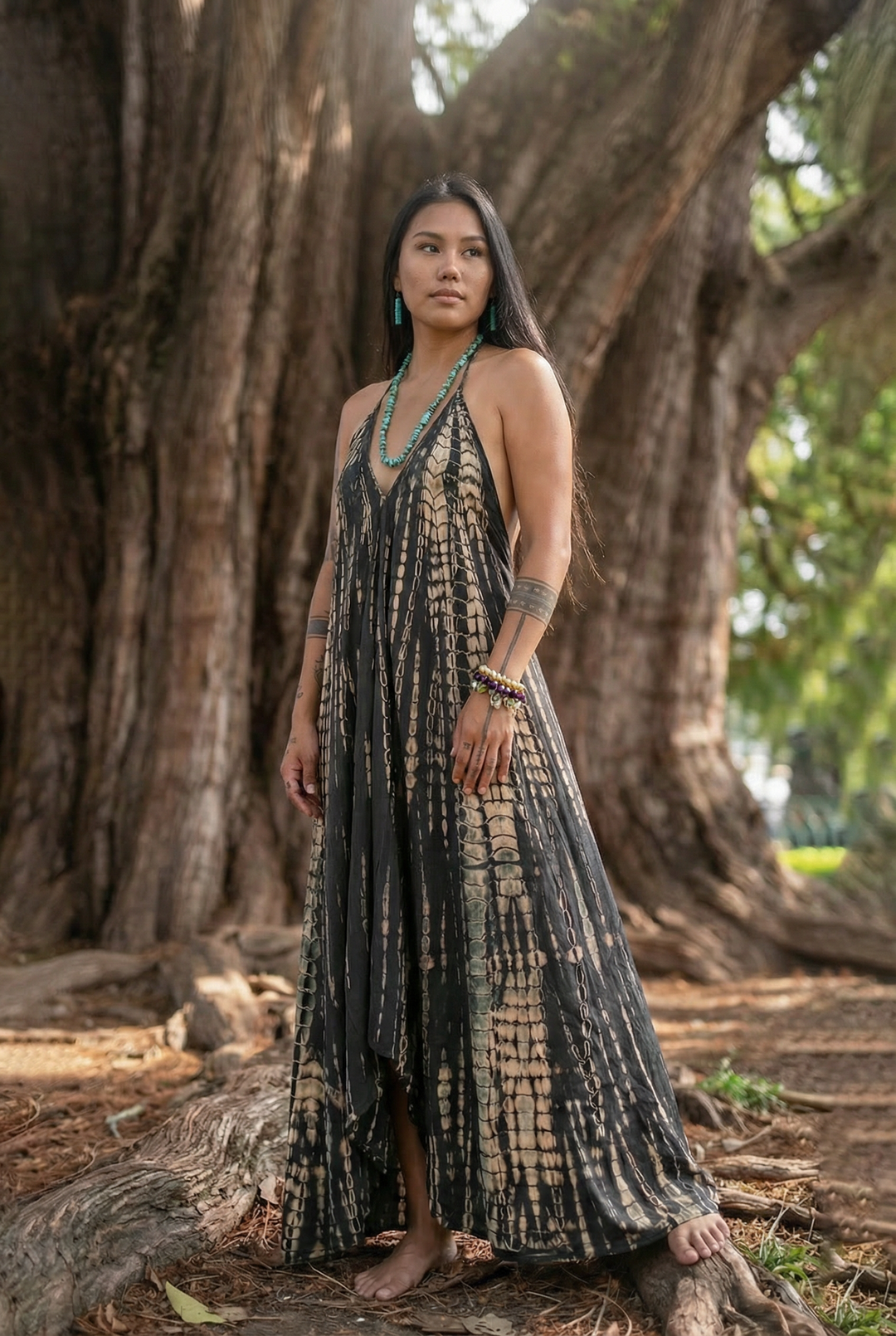 Boho Maxi Tie Dye Dress for Women / Open Back Bohemian Summer Resort Outfit in Dark Grey Boho Maxi Tie Dye Dress for Women / Open Back Bohemian Summer Resort Outfit in Dark Grey