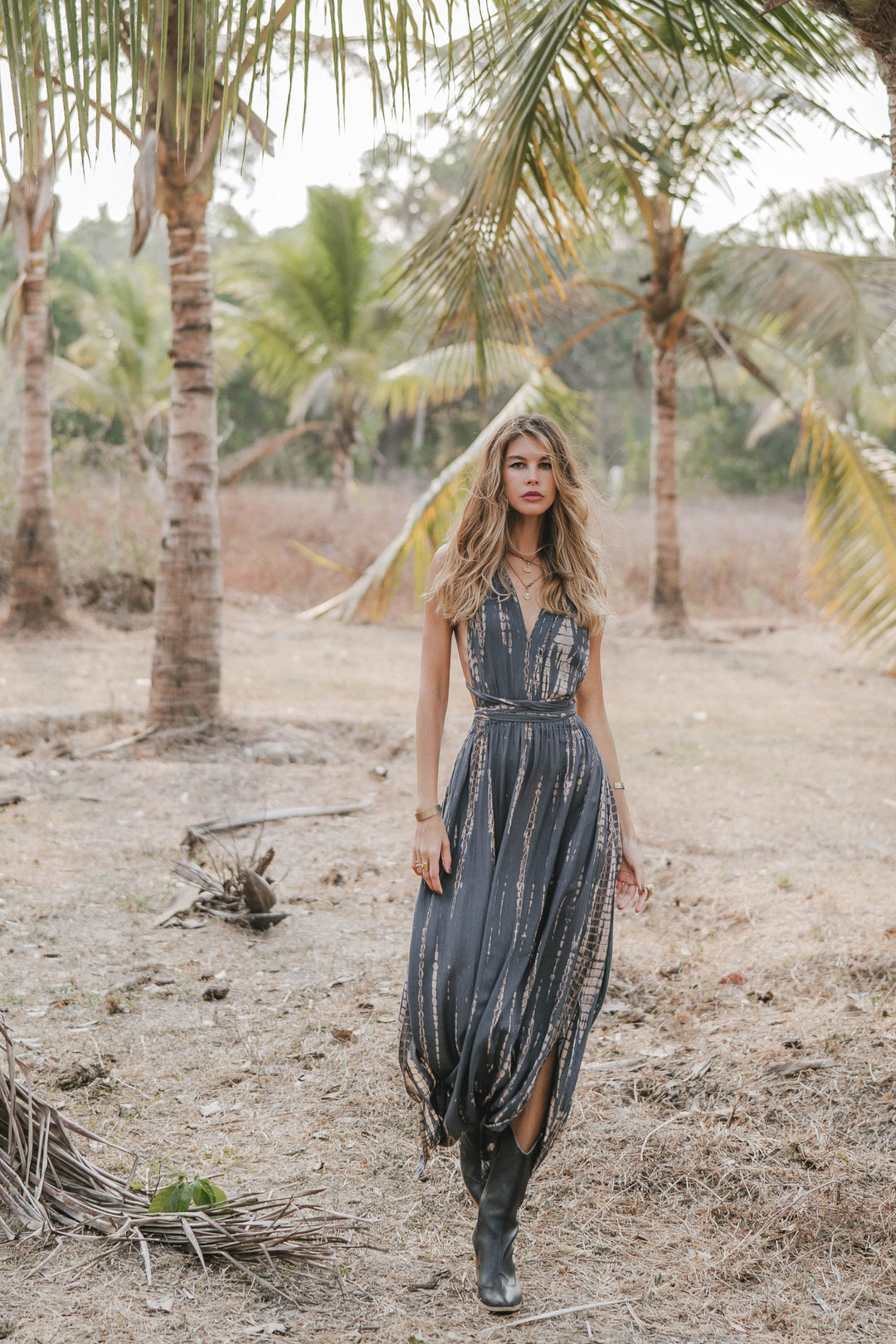Boho Tie Dye Maxi Dress Kiana for Women | Comfortable & Elegant Summer Dress | Bohemian Style in Dark Grey Boho Tie Dye Maxi Dress Kiana for Women | Comfortable & Elegant Summer Dress | Bohemian Style in Dark Grey