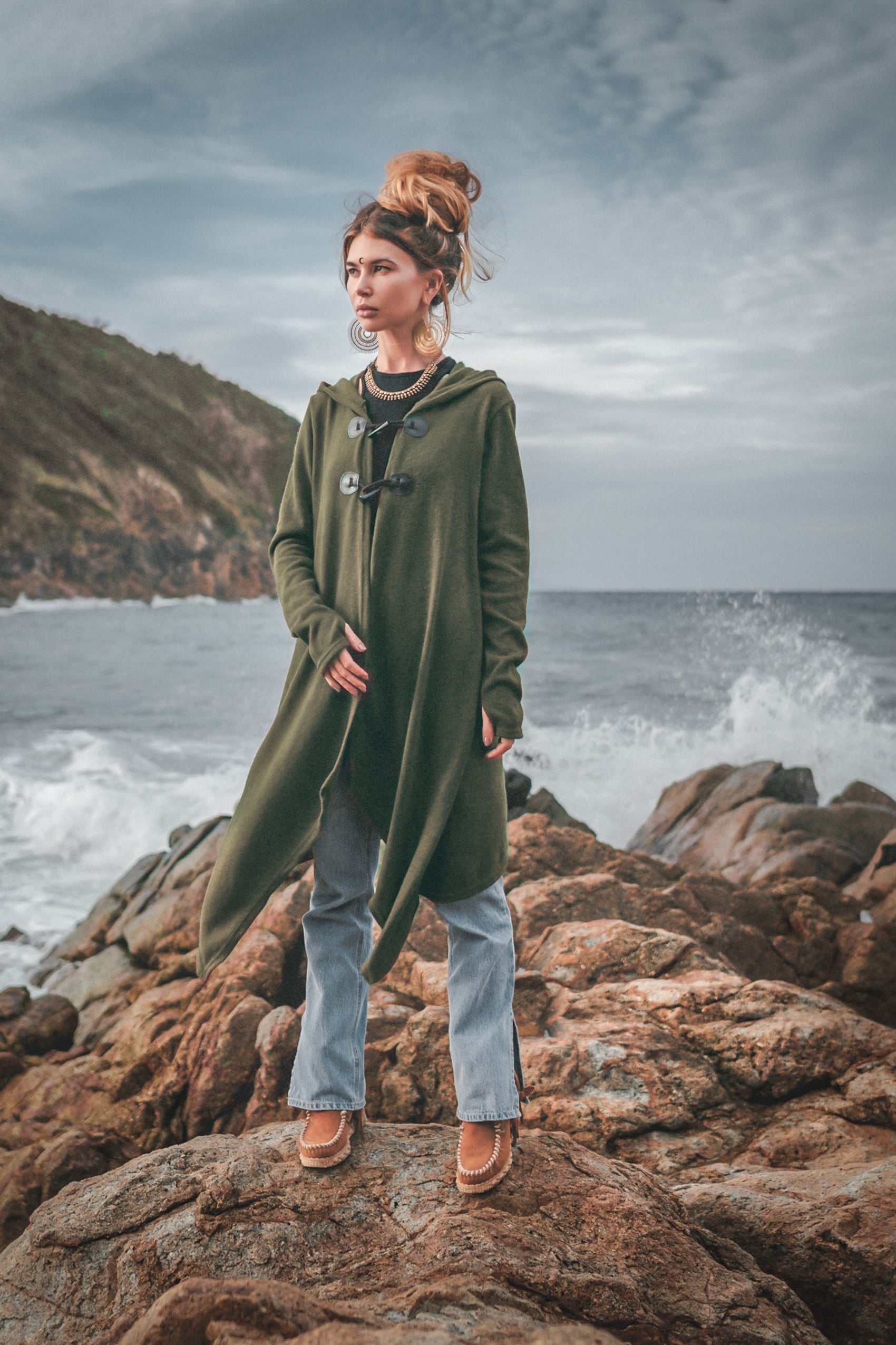 Hooded Cardigan Kala Acana Olive – Thaluta