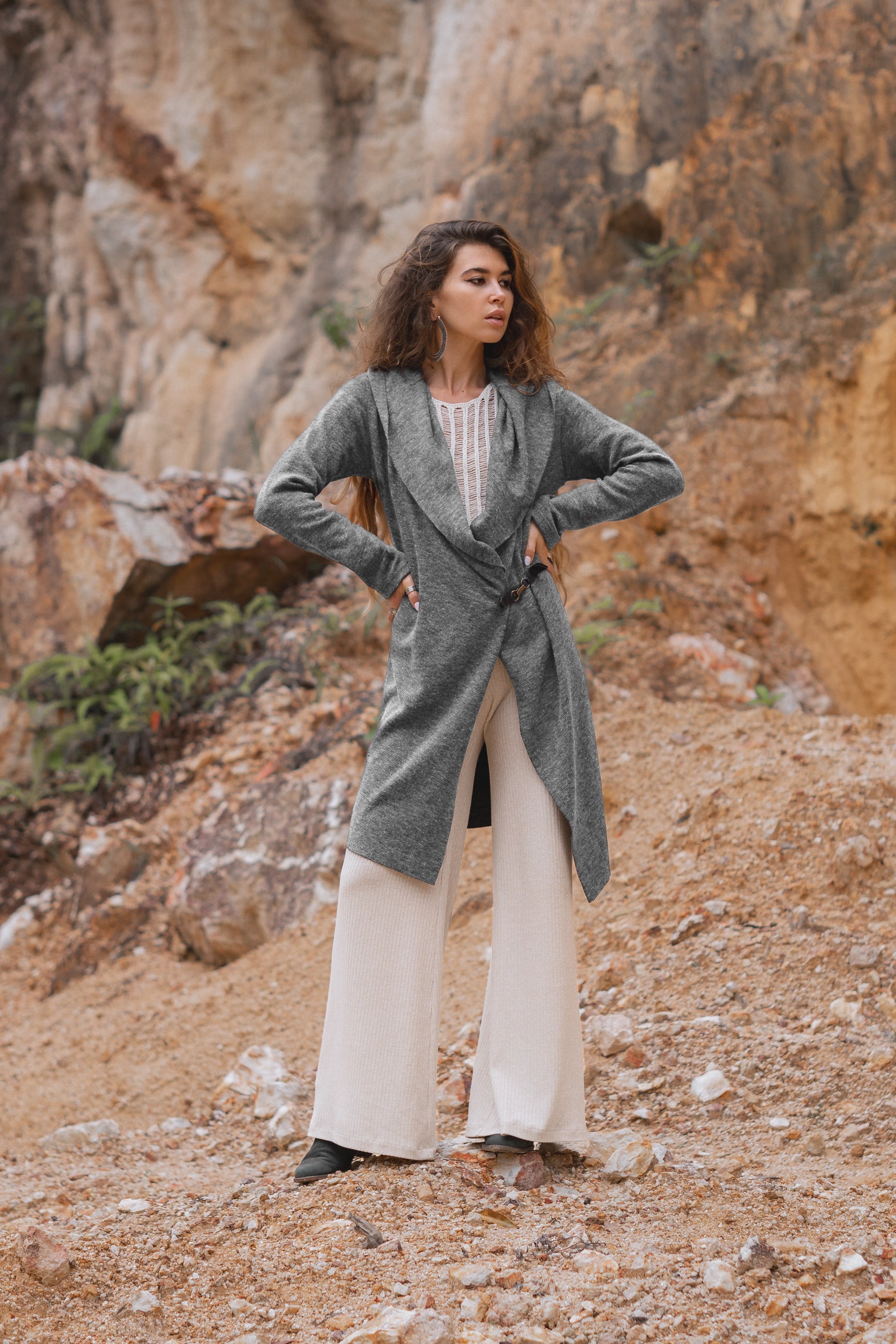 Hooded Cardigan Lalima Light Grey – Thaluta