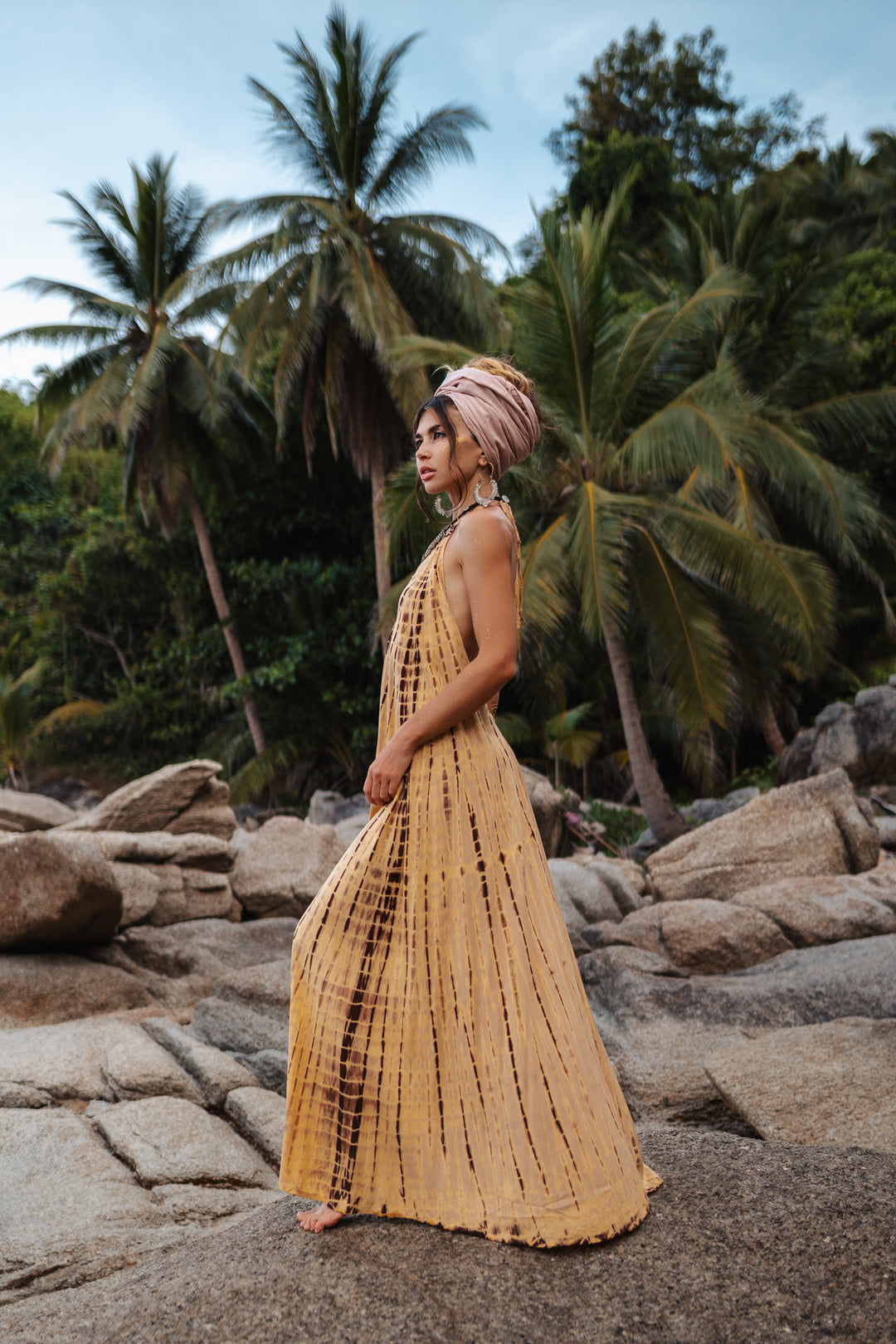Boho Maxi Tie Dye Dress for Women / Open Back Bohemian Summer Resort Outfit in Beige
