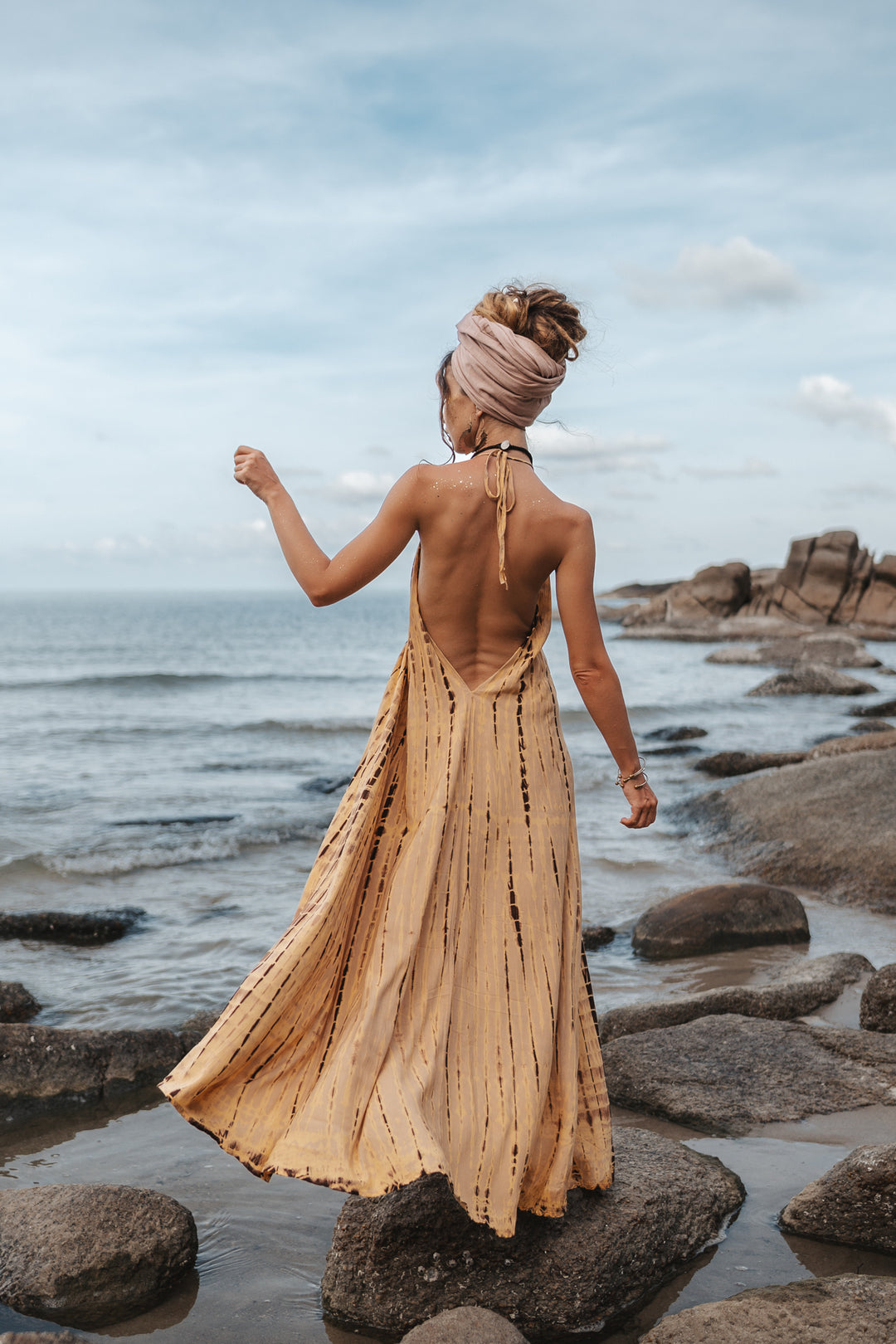 Boho Maxi Tie Dye Dress for Women / Open Back Bohemian Summer Resort Outfit in Beige
